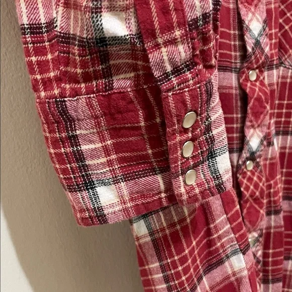 Wrangler Rancher Red Plaid Flannel Button-Down Shirt Pearl Snap Buttons, Size - Picture 4 of 8
